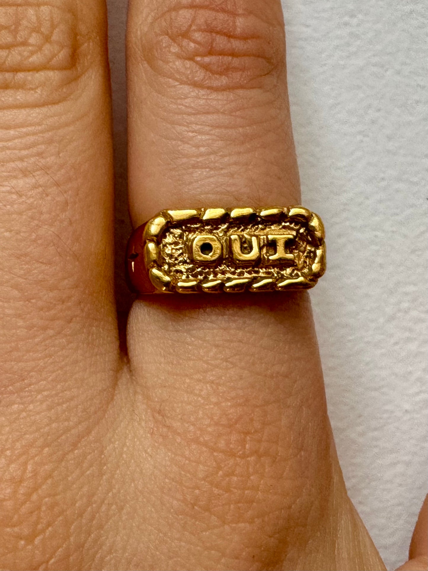 Oui Ring